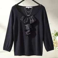 アンタイトル　М　長袖カットソー　黒　フリル　ラウンドネック　ブラック