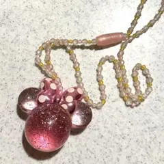 ディズニー　ミニー　光るおもちゃ　ネックレス　ペンダント