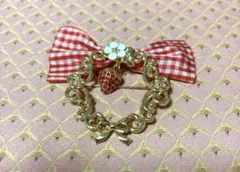 しまむら　青木美沙子　いちごモチーフ　ブローチ　m♡petitのサムネイル