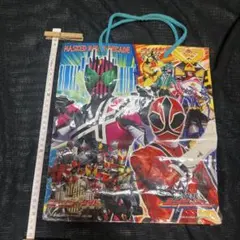 【希少/当時物】仮面ライダーディケイド＆侍戦隊シンケンジャー 紙袋 サイン跡有