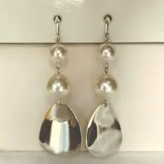 イヤリング パール風 ホワイト シルバー 揺れる エレガント 華やか ドロップ