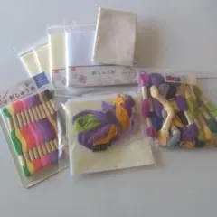 刺繍糸と刺繍布のセット　たくさん詰め合わせ　練習用に　Aセット