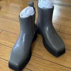 未使用SLY グレー合成皮革　ショートブーツM