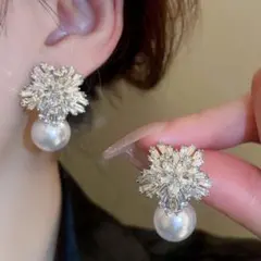 フラワービジュー　大粒　パール　ピアス　キラキラ　上品　結婚式　ブライダル　花