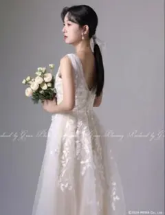 ウエディングフォト　前撮りドレス　白