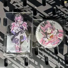 キミとアイドルプリキュア　Amazon アクリルスタンド　缶バッジ　キュアキッス