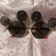 ミッキーマウス型サングラス