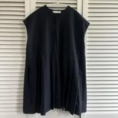 A DAY IN THE LIFE ポプリン プリーツブラウス　ネイビー