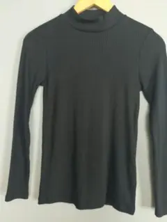 【最終値下げ】UNIQLO リブハイネックT ブラック M 長袖