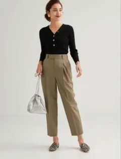 green label relaxing　テーパード パンツ