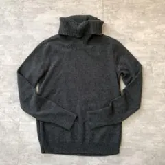 ダークグレー タートルネック カシミア