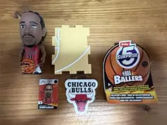 5 NBA BALLERS 1 デマー デローザン nba ballers　赤のサムネイル