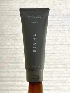 THREE エッセンシャルセンツ スムース トリートメントのサムネイル