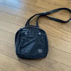PORTER ブラック ショルダーバッグ サコッシュ
