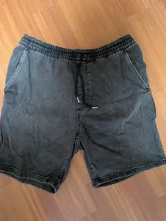 H&M デニムショートパンツ M