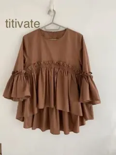 美品★ティティベイト★ボリュームスリーブフリルブラウス