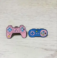 ゲームコントローラーピンバッジ2個セット
