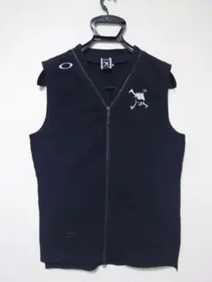 2025年最新】オークリー ベストの人気アイテム - メルカリ