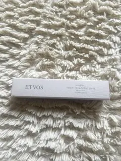 ETVOS ミネラルインナートリートメントベース　ラベンダーベージュ