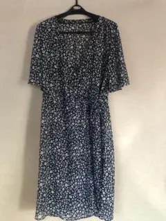 黒白花柄 半袖カシュクールワンピース