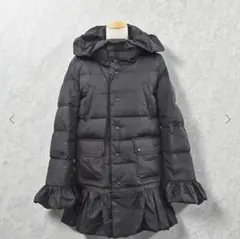 モンクレールフリル付きブラックダウンジャケット