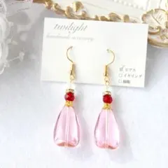 ハンドメイド　ビーズピアス　イヤリング　ピンク　ドロップ　【即購入OK】