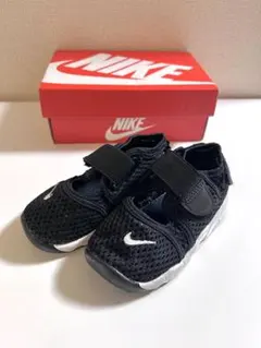 NIKE キッズ⭐︎ブラックサンダル ベルクロストラップ(箱無し)