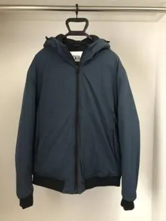 ZARA XL 紺色ダウンジャケット