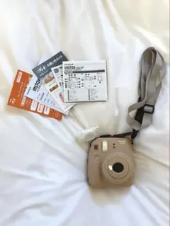 【FUJIFILM】チェキ本体　instax mini 8+ ココア