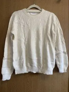 カシミヤ入り　アーバンリサーチドアーズ　ホワイト ケーブル編み ニットセーター