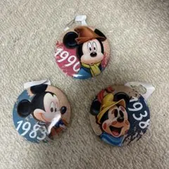 ディズニーストア ミッキー 缶バッジ セット 3点 1990 1938