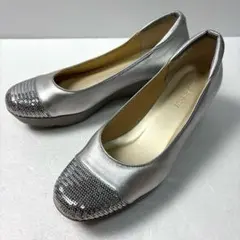 ヒルズアヴェニュー シルバー シャークソール スパンコール ラウンドトゥ