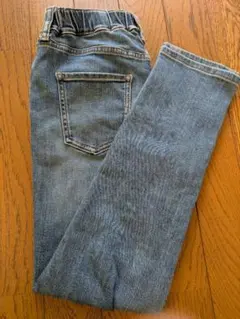 ユニクロ ストレッチジーンズ ダメージ加工 140cm