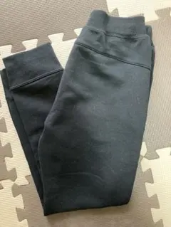 ユニクロ　ウルトラストレッチドライスウェットパンツ　140センチ