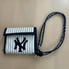 MLB New York Yankees キッズ 財布 ストラップ付