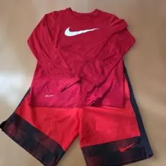 Nike DRI-FIT 赤 長袖Tシャツ&パンツ