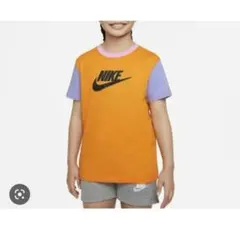 Nike ルーズフィット Tシャツ XS