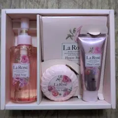 ハウスオブローゼ Bath & Body Care Set　株主優待のサムネイル