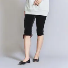 beauty and youth ベロアバイカーショートパンツのサムネイル