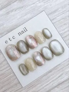 No.346ベリーショート　ネイルチップ　グリーン　ニュアンス　冬ネイル