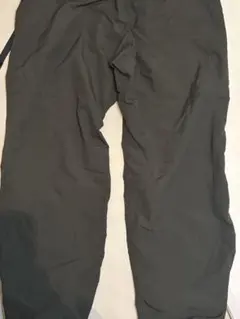 グラミチ　ナイロンパンツ　カーキ