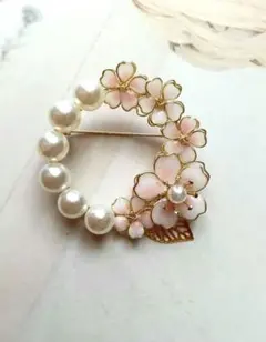 No.777 桜モチーフ パール ブローチ リーフつき