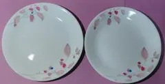 コレール　花と葉デザインの大皿2枚セット