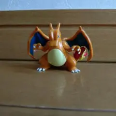 ポケモン リザードン ミニフィギュア - メルカリ