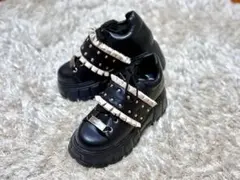 完売品・未使用pium 厚底フリルベルトボリュームスニーカー Mサイズ 黒ピンク