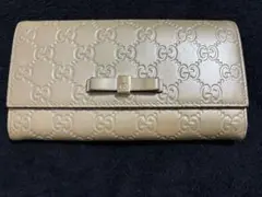 極美品】 GUCCI グッチ 二つ折り財布 シマ リボン ホワイト レザー 