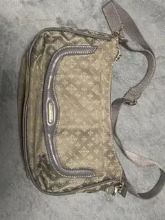 クリスチャンオリビエ　ショルダーバッグ