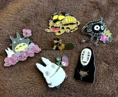 ジブリ　ピンバッジ　トトロ　ネコバス　カオナシ　魔女の宅急便　キキ　まとめ売り