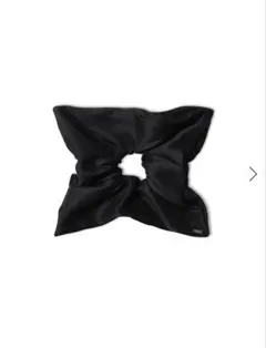 heyep ヘイップ　Silk Square Medium Scrunchie