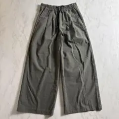 美品　ikka イッカ　ワイドパンツ　Ｍ　グレー